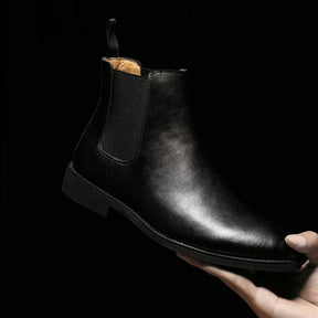 Bota Chelsea Invoux Camden em Couro Premium